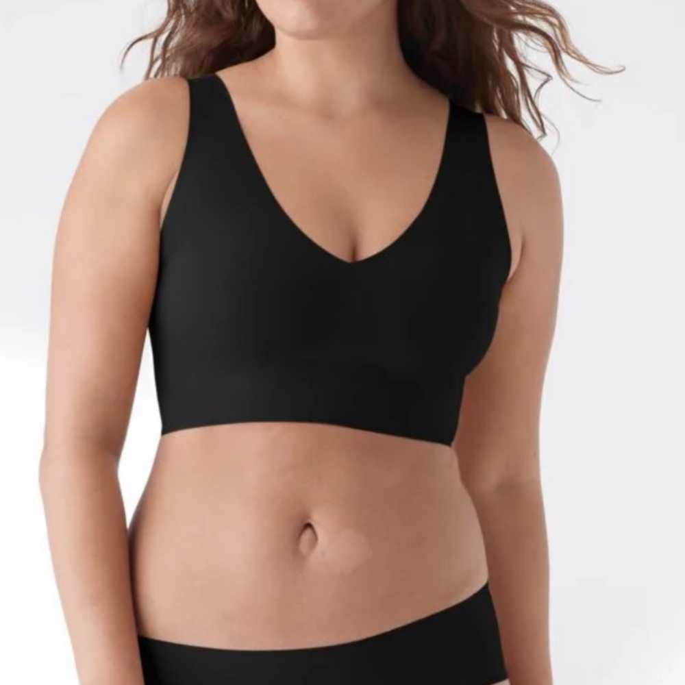 True & Co. Classic Black V-Neck Bra